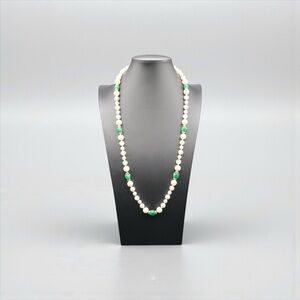 Vintage Pearl Beaded Necklace